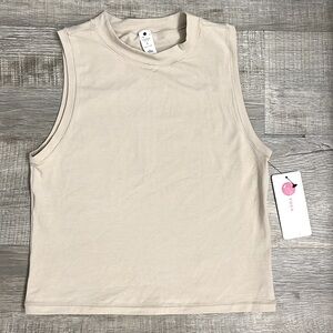 Yogalicious Crop Top NWT  Airlite Melissa Light Beige Crop Tank, Women’s Sz L